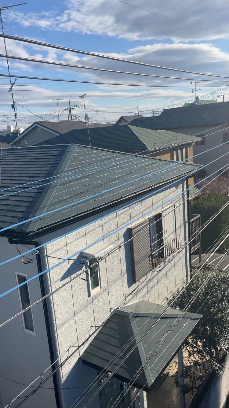建物全体の屋根形状と周囲環境の確認